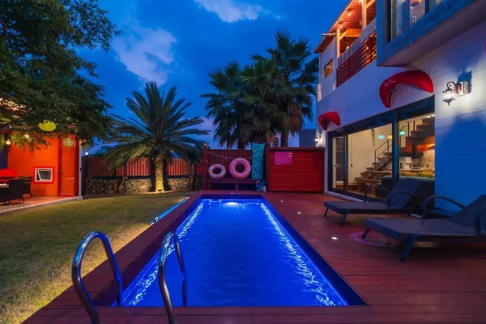 Its You Pool Villa Jeju South Korea